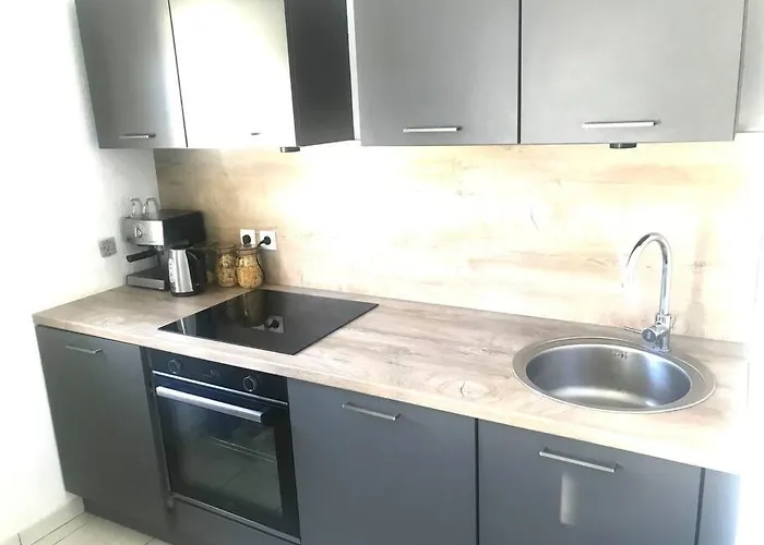 Confort Piscine Апартаменты *